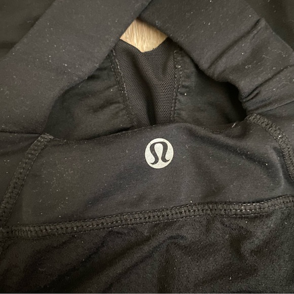 Lululemon Tank - Picture 5 of 8